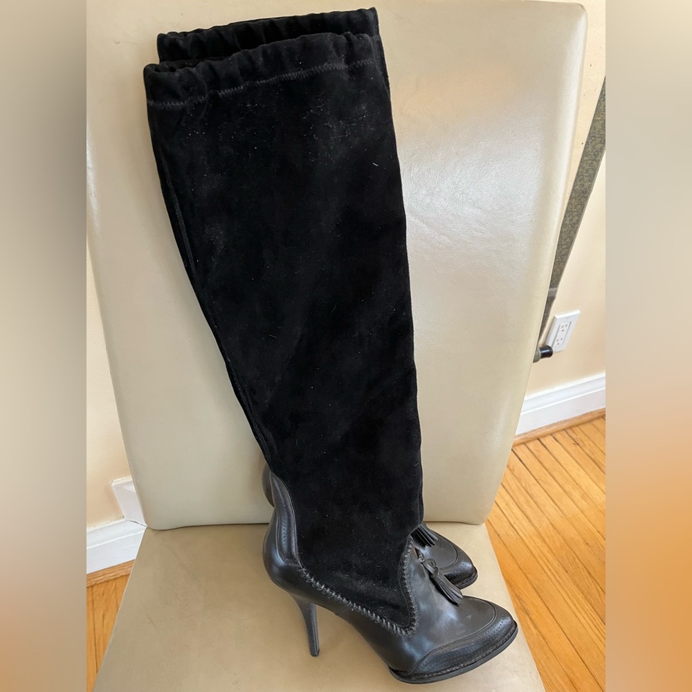 New Gorgeous Givenchy boots, suede/leather
